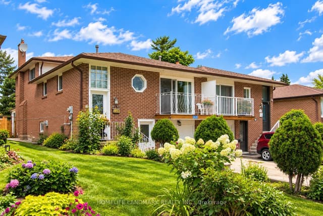 Semi-Detached at 2419 Cashmere Avenue, Mississauga, ON L5B 2M7