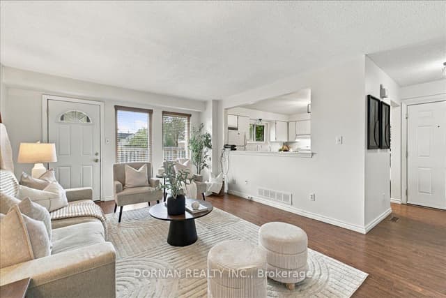 Condo Townhouse at 1333 Mary Street N 39, Oshawa, ON L1G 6Z3