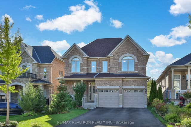Detached at 125 Lady Karen Crescent, Vaughan, ON L6A 0X3