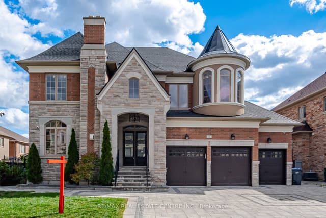 Detached at 4 Calstock Place, Brampton, ON L6X 0X3