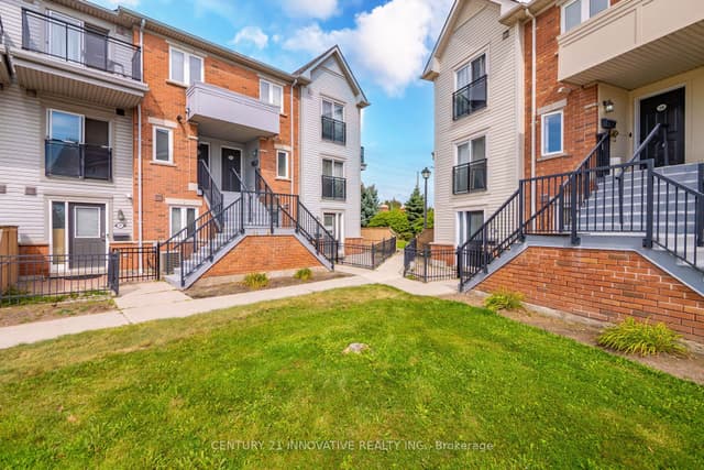 Condo Townhouse at 4620 Guildwood Way 54, Mississauga, ON L5R 1Z3