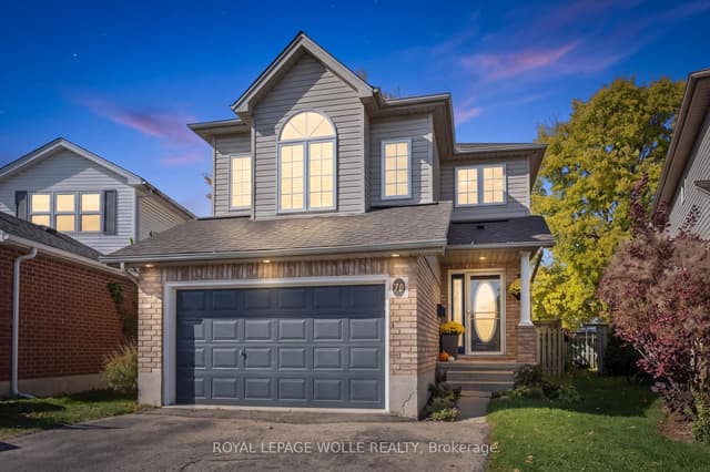 Detached at 70 Inge Court, Kitchener, ON N2K 3V7