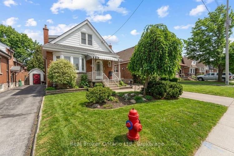 193 Huxley Avenue