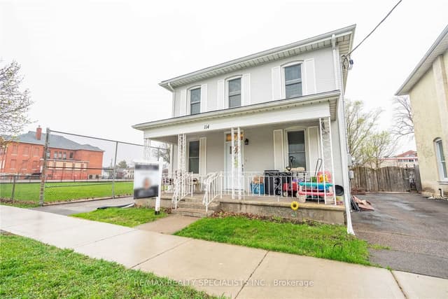 Duplex at 114 Pearl Street, Brantford, ON N3T 3P1