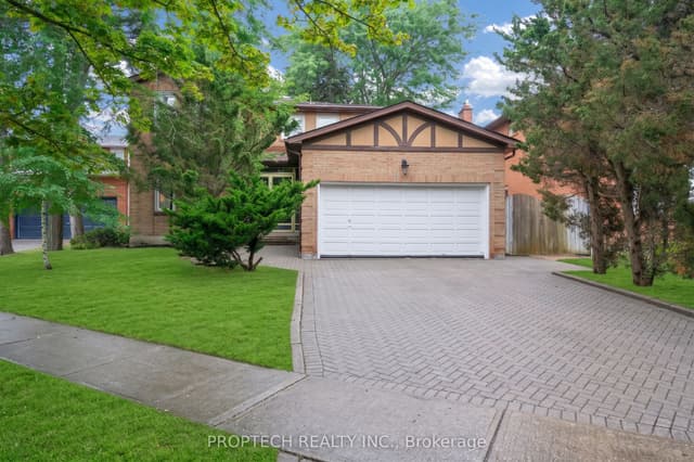 Detached at 245 Fincham Avenue, Markham, ON L3P 4E5