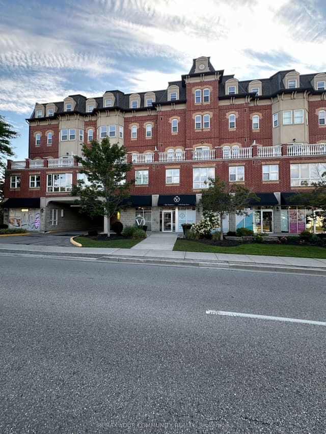 Condo Apartment at 15450 Yonge Street 205, Aurora, ON L4G 0K1