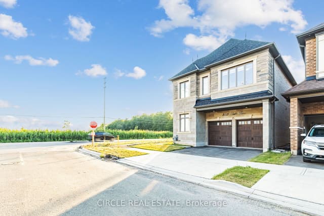 Detached at 3419 Sixth Line, Oakville, ON L6H 0Y7