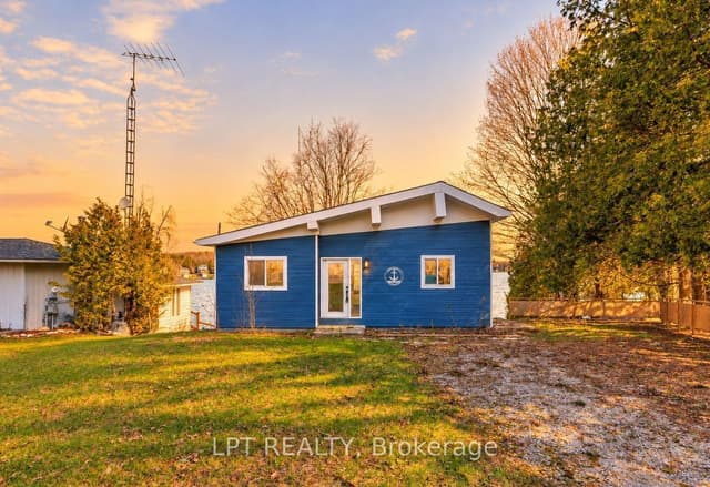 Detached at 47 Moon Point Drive, Oro-Medonte, ON L3V 0R8