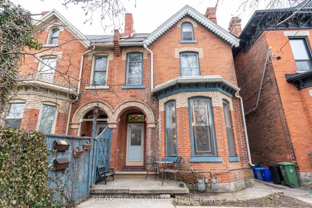 Duplex at 127 East Avenue S, Hamilton, ON L8N 2T6