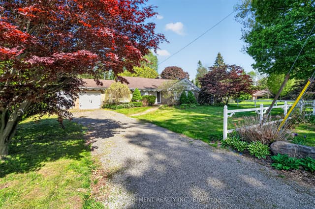 Detached at 53 LOVERS Lane, Hamilton, ON L9G 1G5