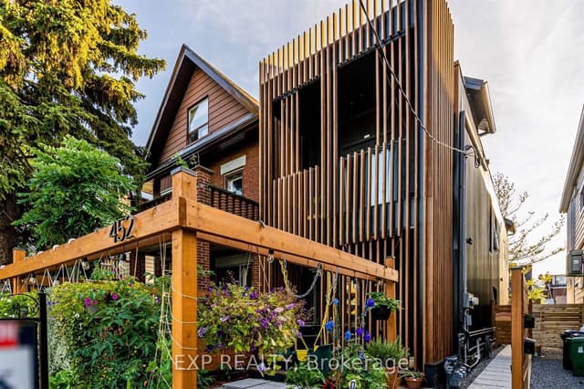 Triplex at 452 Montrose Avenue, Toronto, ON M6G 3H1, Toronto C01
