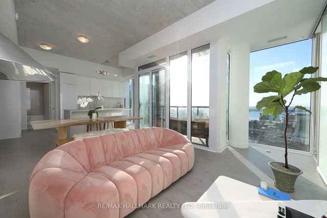 Condo Apartment at 158 Front Street E 2604, Toronto, ON M5A 0K9, Toronto C08