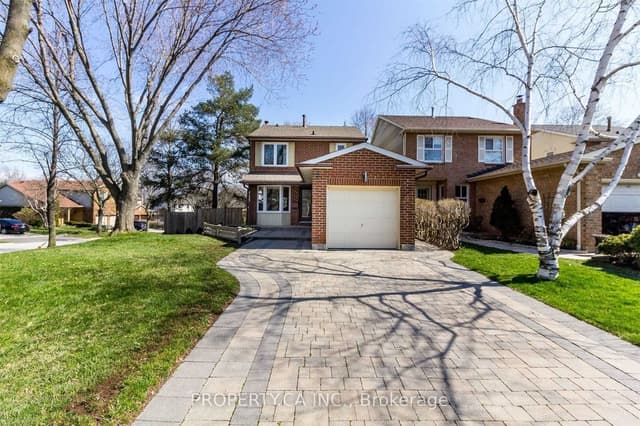 Detached at 4153 Wheelwright Crescent, Mississauga, ON L5L 2X4