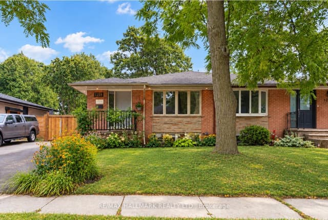 Semi-Detached at 1218 Grange Road, Oakville, ON L6H 1P7