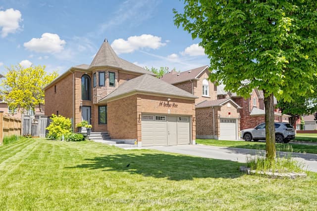 Detached at 50 Springer Drive, Richmond Hill, ON L4C 0G1