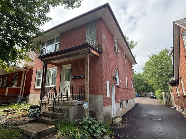 Triplex at 17 Carfrae Crescent, London South, ON N6C 4A8