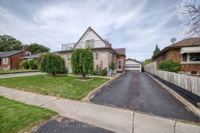Detached at 6791 Dunn Street, Niagara Falls, ON L2G 2R3