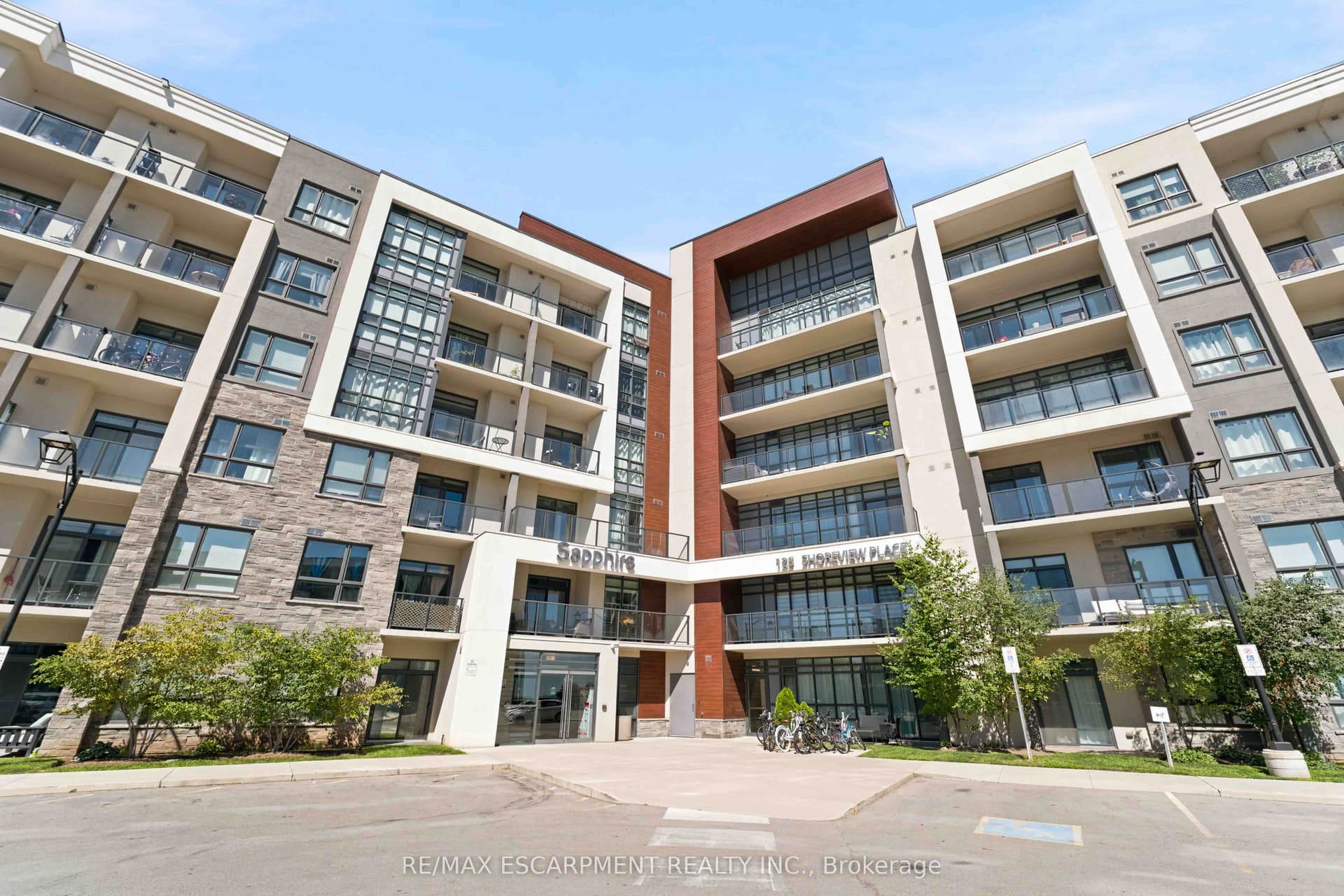 Suite 411 · Floor 4, Unit 411 · 125 Shoreview Pl