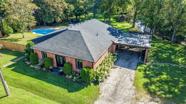 Detached at 1355 Woodburn Road, Hamilton, ON L0R 1P0