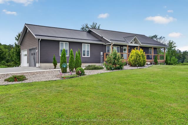 Detached at 3160 McConnell Road, Loyalist, ON K0H 2H0