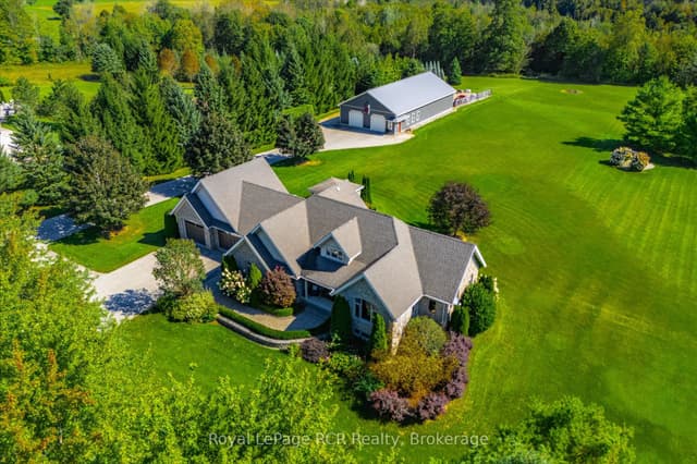 Detached at 411491 Southgate 41 Side Road, Southgate, ON N0G 2L0
