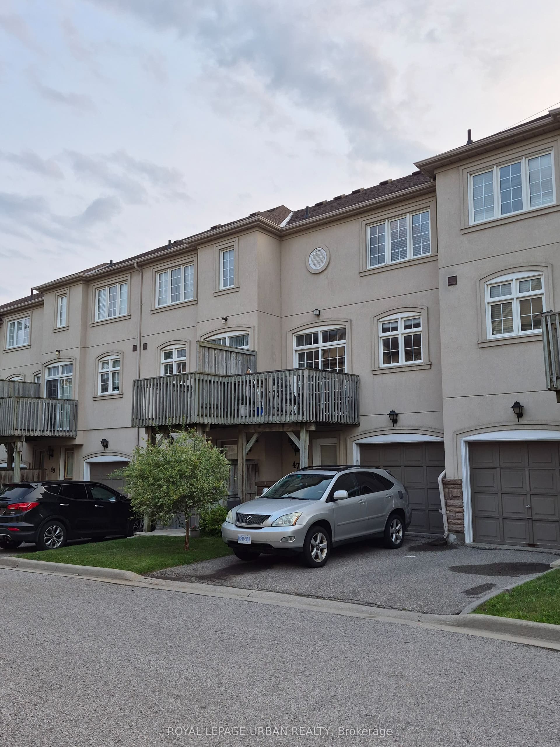 10 Post Oak Drive in L4E