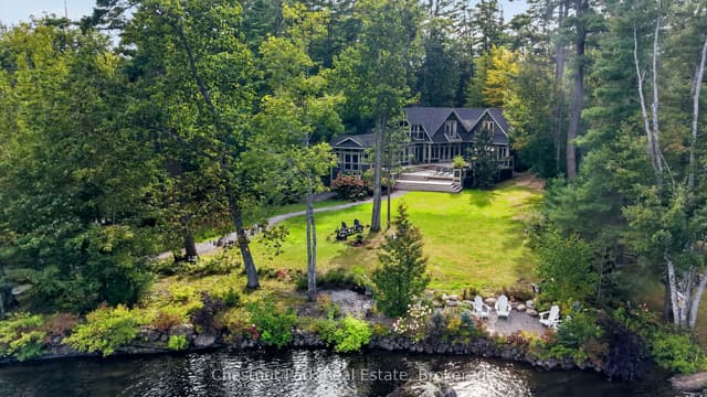 Detached at 1018 Pine Ridge Road, Muskoka Lakes, ON P0C 1A0
