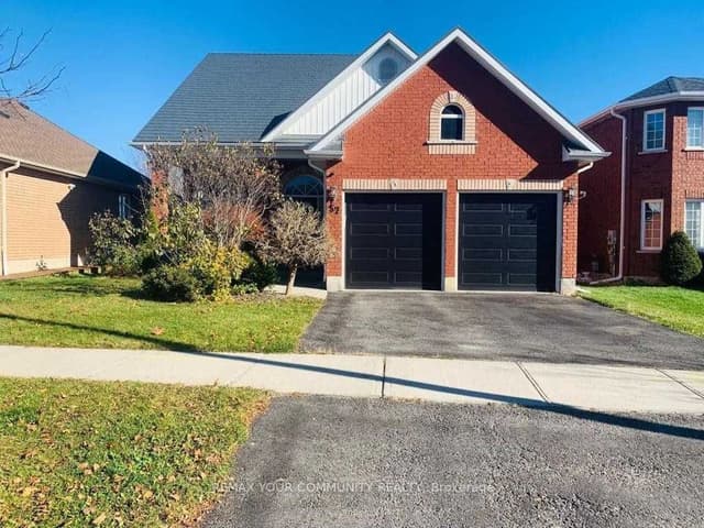 Detached at 57 Metcalfe Drive, Bradford West Gwillimbury, ON L3Z 3C8