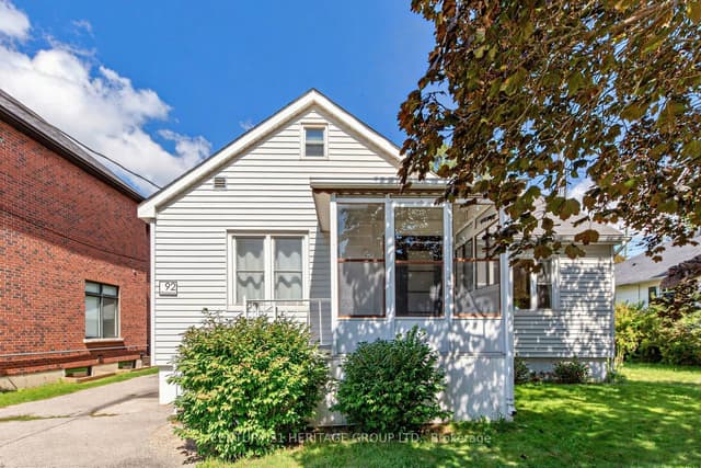 Detached at 92 Kennedy Street E, Aurora, ON L4G 1C4
