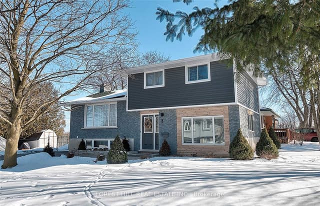 Detached at 3 Shakespeare Drive, Guelph, ON N1E 6G5