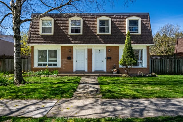 Fourplex at 648-654 Francis Road S, Burlington, ON L7T 3X7