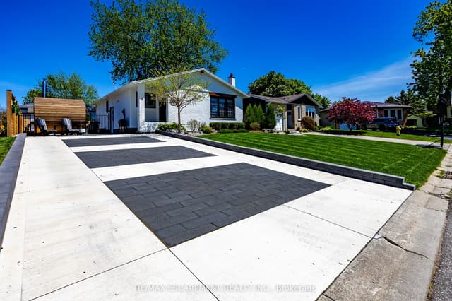 Detached at 12 Westdale Avenue, Norfolk, ON N0A 1N4