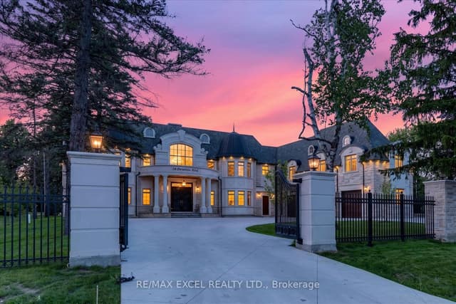 Detached at 28 Personna Boulevard, Markham, ON L6C 1E9