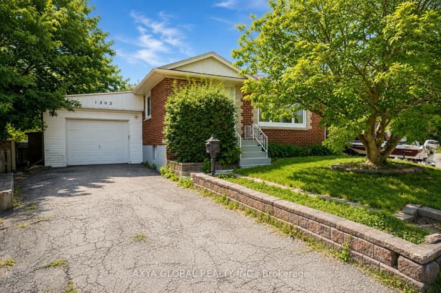 Detached at 1202 Sun Valley Court W, Oshawa, ON L1J 3N2
