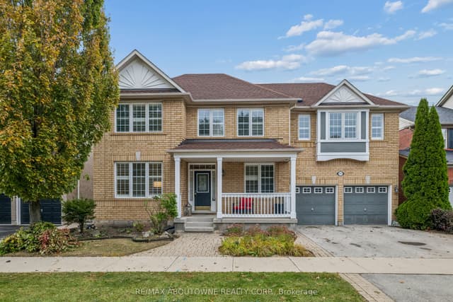 Detached at 2163 Blackforest Crescent, Oakville, ON L6M 4T7