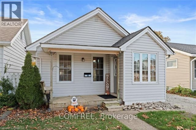 Detached at 1743 St Luke Road, Out of Area, ON N8Y 3N7