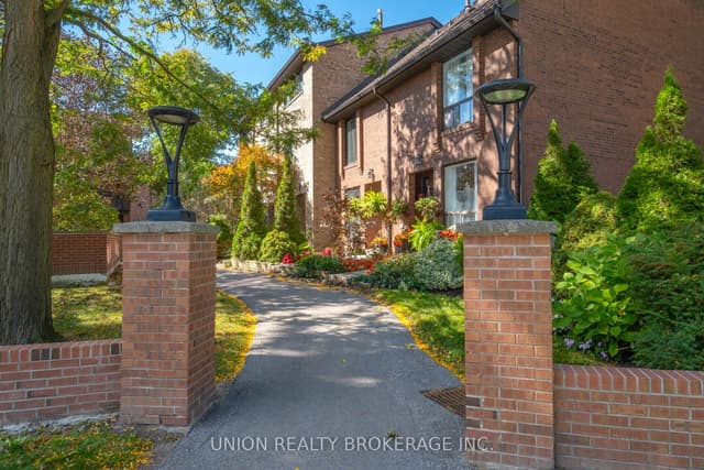 Condo Townhouse at 30 Livingston Road 11, Toronto, ON M1E 1K6, Toronto E08