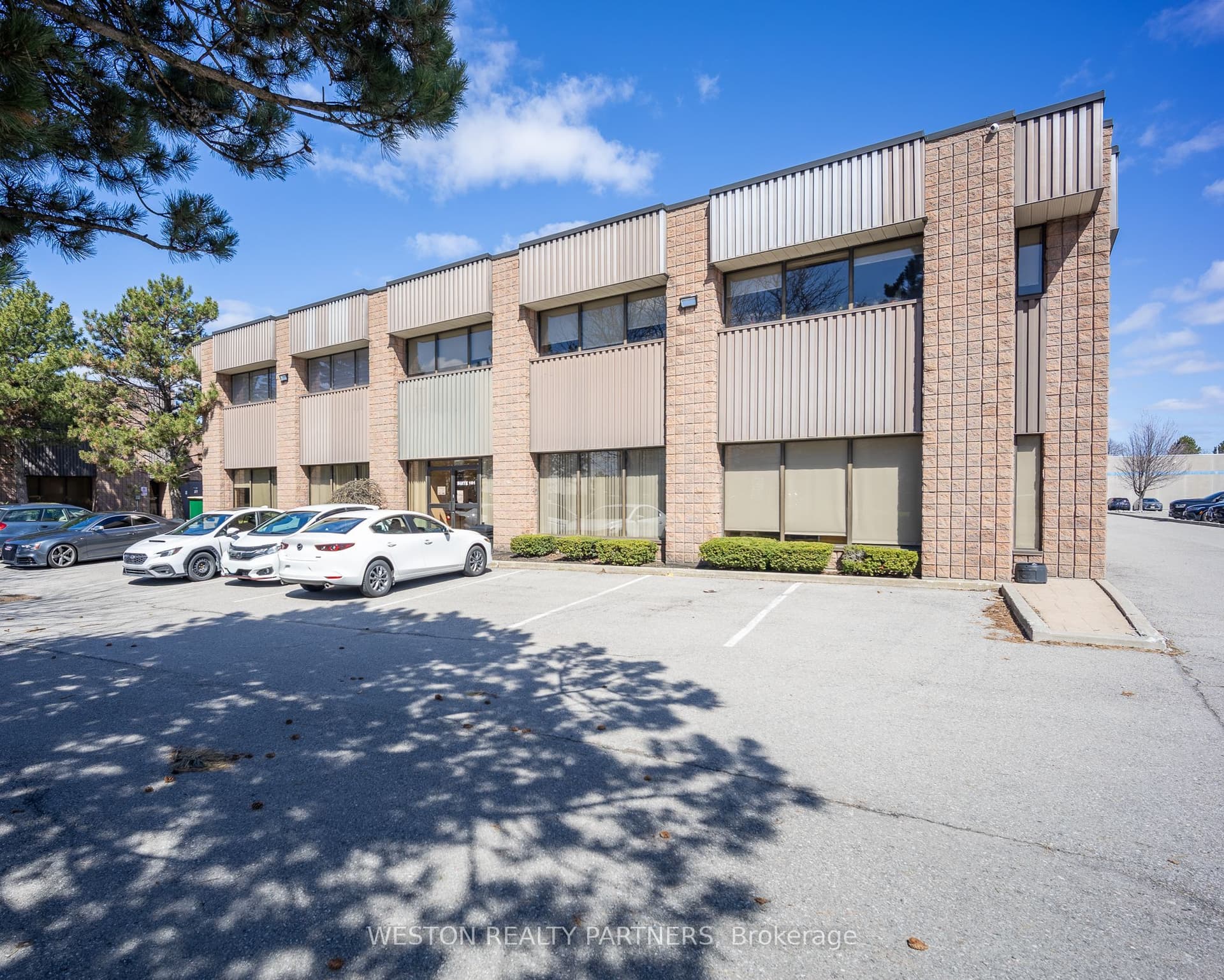 Unit 101 · 80 Fulton Way