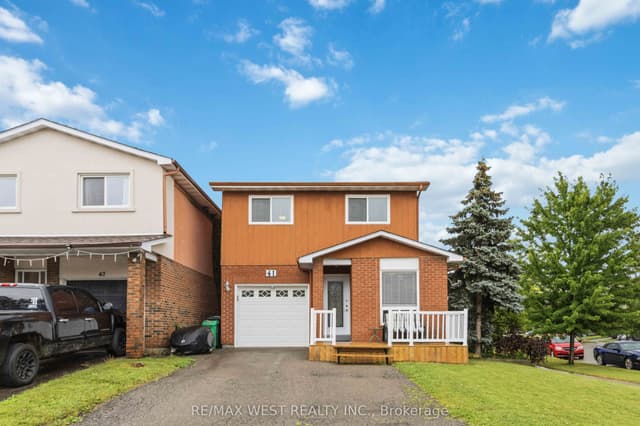 Detached at 41 Winterfold Drive, Brampton, ON L6V 3S8