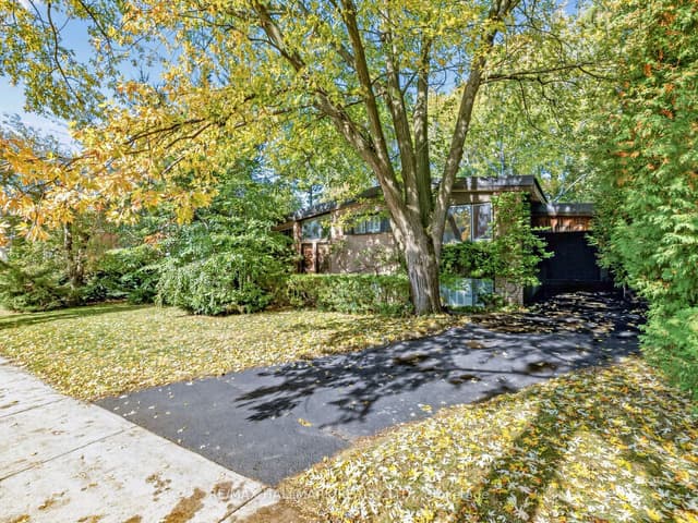 Detached at 91 Larkfield Drive, Toronto, ON M3B 2H6, Toronto C13