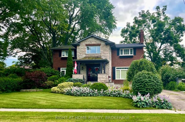 Detached at 4108 Queen Victoria Street, Lincoln, ON L0R 1S0