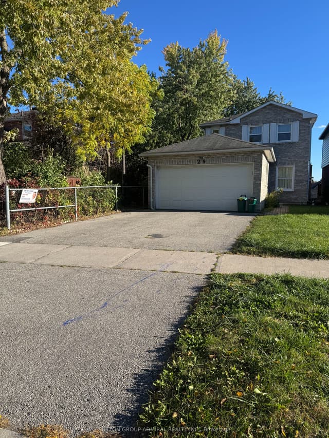 Detached at 29 Bingham Street, Richmond Hill, ON L4C 8Y7