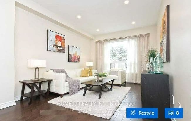 81 Hawkshead Crescent