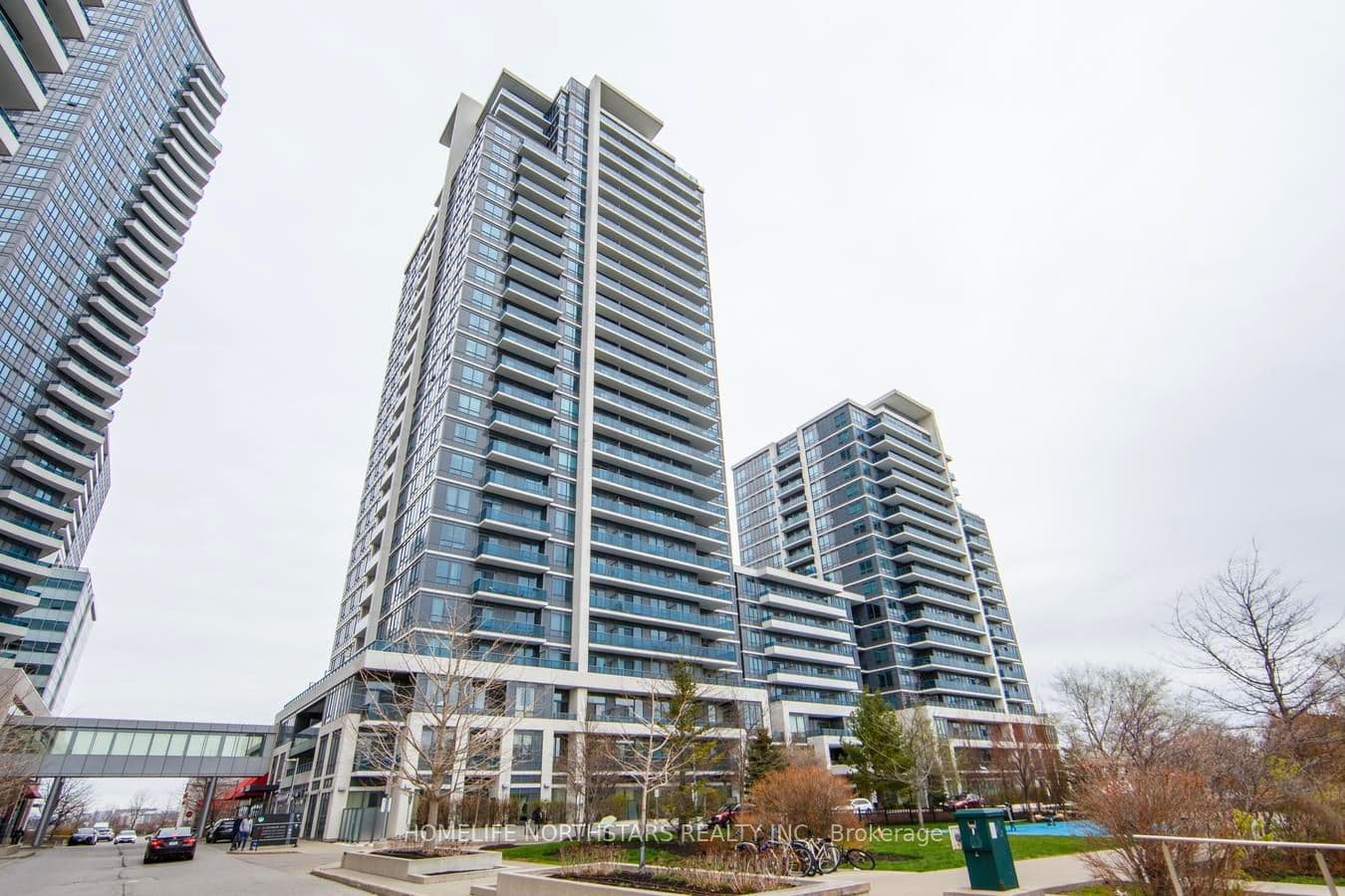 Suite 432 · Floor 4, Unit 432 · 7165 Yonge St