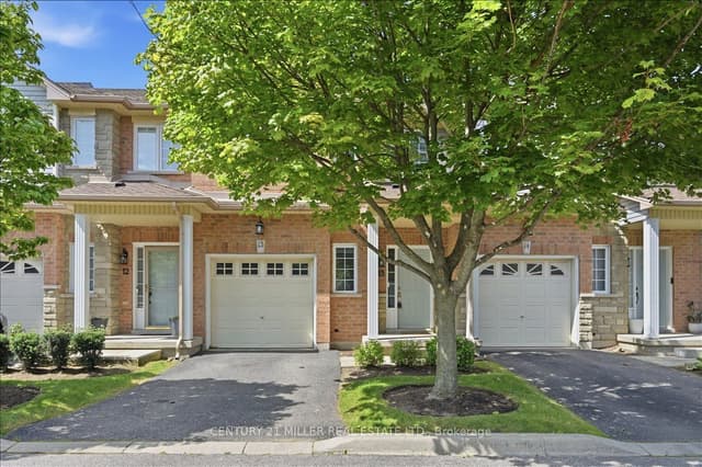 Condo Townhouse at 232 Stonehenge Drive 13, Hamilton, ON L9K 1R5