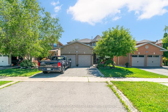 Detached at 8890 Martin Grove Road, Vaughan, ON L4H 1C3
