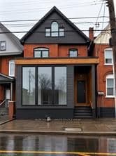 Triplex at 76 S Wentworth Street S, Hamilton, ON L8N 2Y9