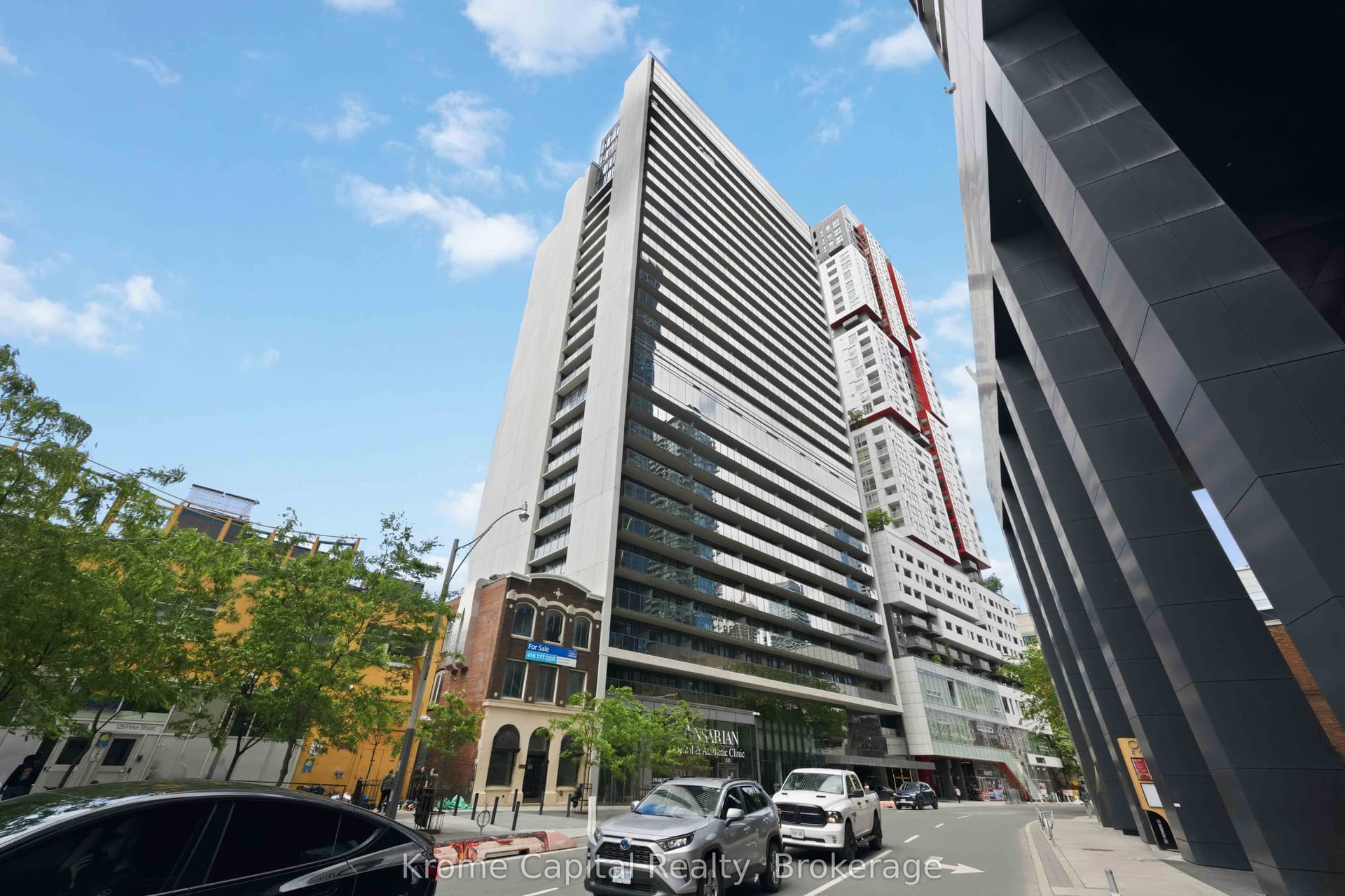 Suite 2615 · Floor 26, Unit 2615 · 330 Richmond St W