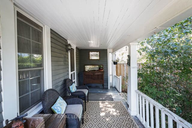 Detached at 2996 Ninth Street, Lincoln, ON L2R 6P7