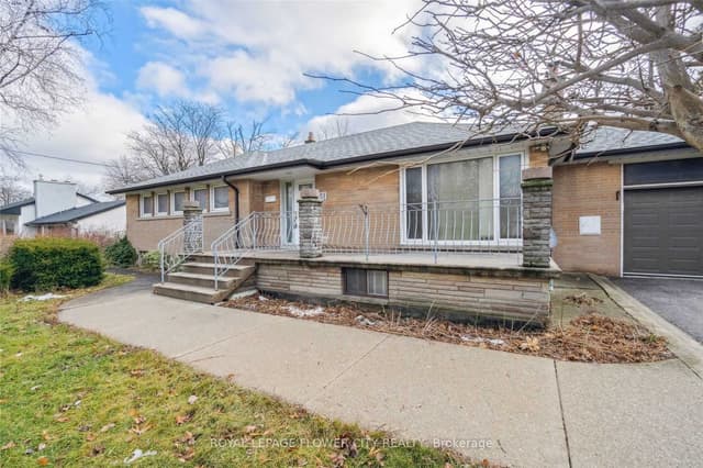 Detached at 51 Hillside Avenue, Vaughan, ON L4K 1X1